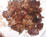 صورة لخطوة 2 من وصفة كبدة مشرملة