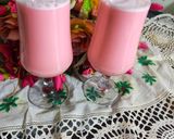 A picture of step 2 of Roohafza and milk sharbat.