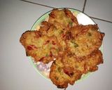 Foto langkah ke 5 dari resep Bakwan Jagung Kriuk Home Made.