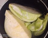 Une image de l'étape 1 de Salade de Chou vert et pâte d'arachide.