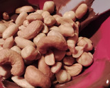 Foto del paso 3 de la receta: Rocas de frutos secos y chocolate🥜🍫
