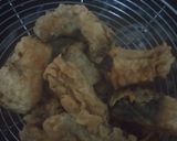 Foto langkah ke 6 dari resep Ikan Patin Goreng Krispi.