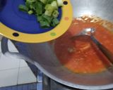 Foto langkah ke 4 dari resep Bihun kentang goreng pedas.
