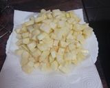 Foto del paso 6 de la receta: Jamoncitos de pollo embarrados en mojo y asados en freidora de aire con papas fritas