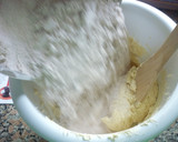 Foto del paso 2 de la receta: Alfajores de chocolate bañados de chocolate blanco y negro