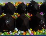 A picture of step 4 of Coconut chocolates🍫.