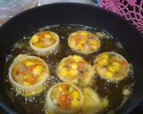 Foto langkah ke 4 dari resep Omelette Bombay Udang.