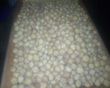 A picture of step 7 of Peanut burger.