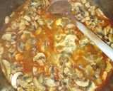 Bakonyi csirke recept fázis 5 fotója