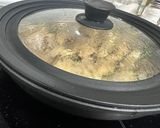 Foto del paso 2 de la receta: Revuelto de setas, ajetes y gulas