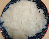 燉新鮮白木耳甜湯的食譜步驟1照片