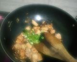 Foto langkah ke 5 dari resep Ayam Goreng Mentega ala Resto (161).