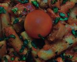 صورة لخطوة 4 من وصفة معكرونة بالبندورة 🍝 مع الدجاج المشوي 🍗