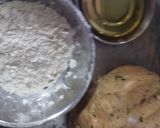 A picture of step 4 of Jowar-Bajri Thalipeeth.