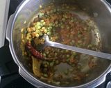 A picture of step 3 of Tuvar Dana Bhaat/Pigeon Peas Rice.