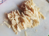 Lumpia Rebung Saus Gula Manis