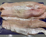 Foto del paso 1 de la receta: Pescado rebozado en una mezcla especial con Papas Fritas crocantes