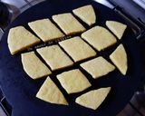 Une image de l'étape 5 de Galette de semoule/ m'takba/ M'besses.