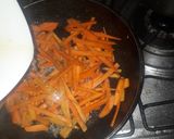 A picture of step 4 of Wok-Style Stir-Fried Noodles.