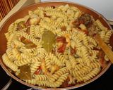 Foto del paso 5 de la receta: Fusilli con gambas al ajillo y tomates cherry