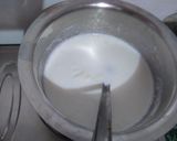 A picture of step 2 of Leftover rice Dhoodh pak.