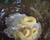 Foto langkah ke 2 dari resep Frozen/Chiller Mini Pizza Ekonomis.