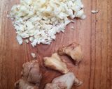 Foto langkah ke 3 dari resep 051. Sayur Sawi Asin Ayam Kuah.