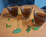 तुलसी टी (Tulsi Tea Recipe In Marathi) रेसिपी स्टेप 2 फोटो 