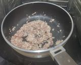 A picture of step 1 of Chicken Pörkölt (Hungarian paprika stew).
