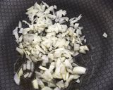 Foto del paso 2 de la receta Coditos con atún en lata a la diabla