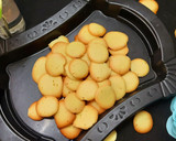 காயின் பிஸ்கெட் அல்லது முட்டை பிஸ்கெட் (Coin Biscuit recipe in tamil) ரெசிபி ஸ்டேப் 8 புகைப்படம்
