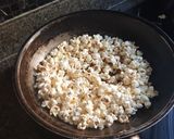 Foto langkah ke 4 dari resep Popcorn asin ala XXI gurih enak.