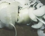 Foto del paso 2 de la receta: Salsa de ciruelas y vino tinto