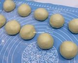 Foto langkah ke 9 dari resep Roti Goreng gembul Isian Ayam Wortel ala2 Vanholland.