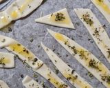 Foto del paso 8 de la receta: Pasta frola de la vaga 🤭 con tapas para pascualina 😜 + unas talitas saladas de yapa 🪙
