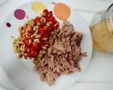 Foto del paso 2 de la receta: Ensaladilla rusa rellena de huevos