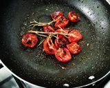 Foto del paso 3 de la receta: Tomatitos Cherrys asados