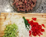 Foto del paso 1 de la receta: Guiso de carne con fideos