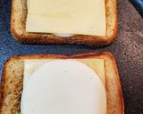 A picture of step 4 of BPT Grilled Cheese.