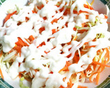 Foto langkah ke 6 dari resep Salad Hokben Buatan Rumah.
