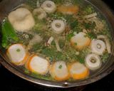 Foto langkah ke 1 dari resep Soto Bening Seafood.