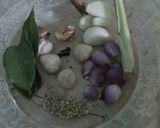 Foto langkah ke 1 dari resep Semur kentang Daging.