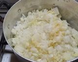 Foto del paso 1 de la receta: Pancitos saborizados de cebolla, ají morrón y aceitunas