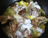 A picture of step 2 of Green Chicken Curry with Nigella seeds.