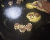 Foto langkah ke 2 dari resep Caramel Popcorn.