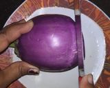 A picture of step 1 of Purple Baigan Bhaja.