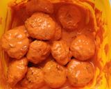 A picture of step 5 of Tandoori momos.