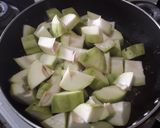 कच्चे आम का गुड़म्मा (Kachche Aam ka Gudamma recipe in hindi) रेसिपी चरण 1 फोटो