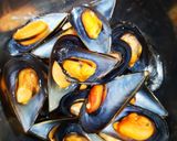 Foto del paso 4 de la receta: Mejillones con tomate y un toque picante
