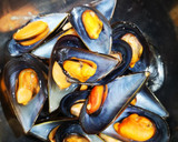 Foto del paso 4 de la receta: Mejillones con tomate y un toque picante